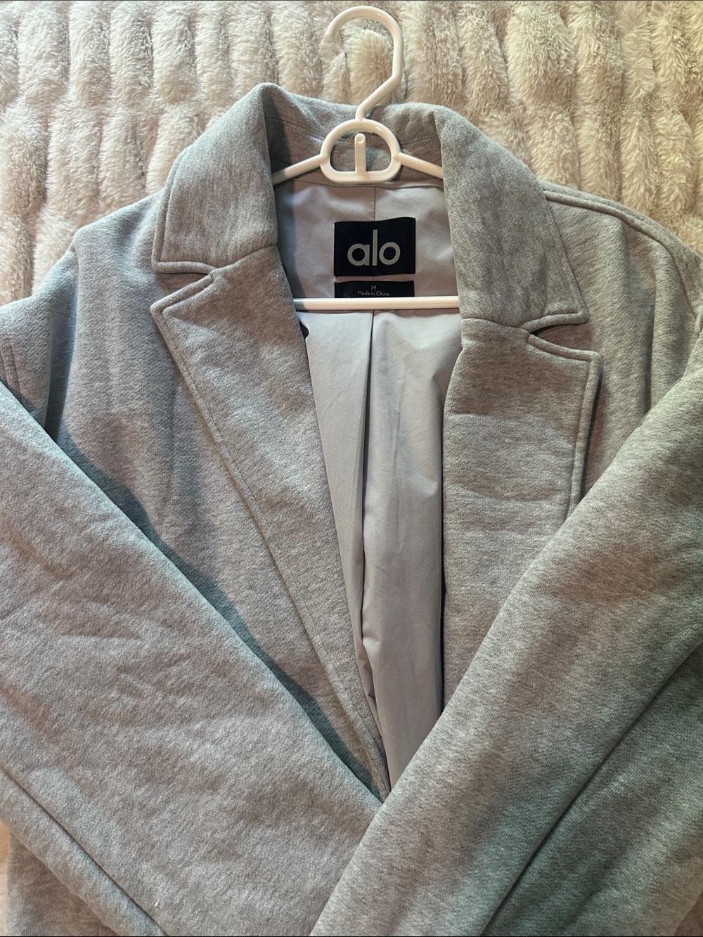 ALO Yoga Light Gray Longline Trench Coat - Picture 10 of 10